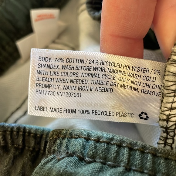 Cat & Jack Boys Camo Stretchy Pants - Size 14 - Picture 11 of 11